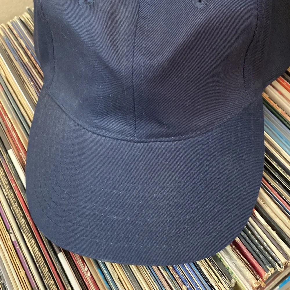 2 Unisex Classic Navy Blue + Tan Baseball Hats Cap NWT - Picture 9 of 16